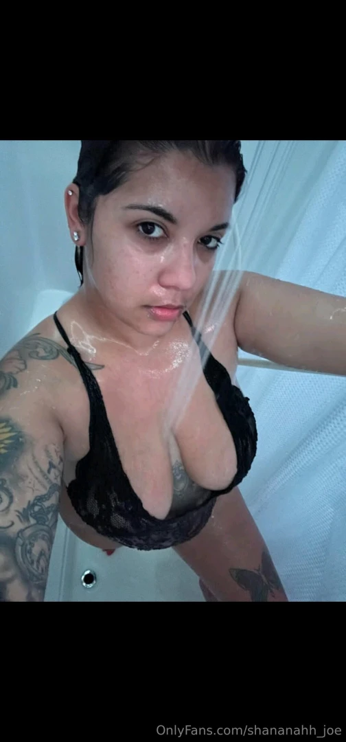 Do you wanna get me all wet baby 