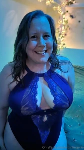 Jan 2024 wearing a bit of make up one more auto post at 7pm with some part 6