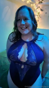 Jan 2024 wearing a bit of make up one more auto post at 7pm with some part 1