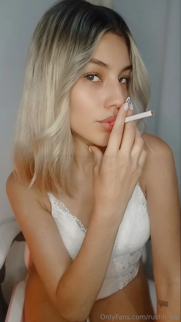 Does the idea of seeing me smoking a cigarette in lingerie turn you on 