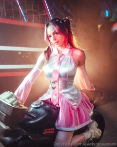 Y all get a first look at this photoshoot sakura miku