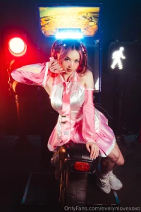 Seems like there s space for just one player lucky for you my favorite