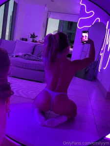 Do you like when i hold my hair up or would you rather do it for me