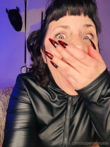 Oops did you see what s behind me so embarrassing except i definitely