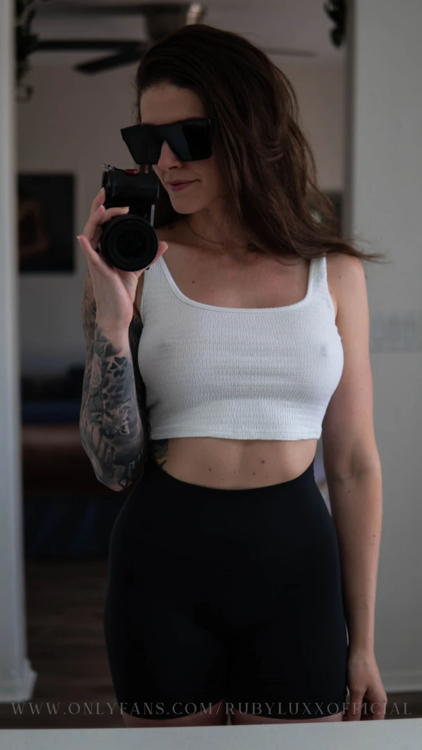 I m filming a new video later today it s one just for you guys and i part 1 