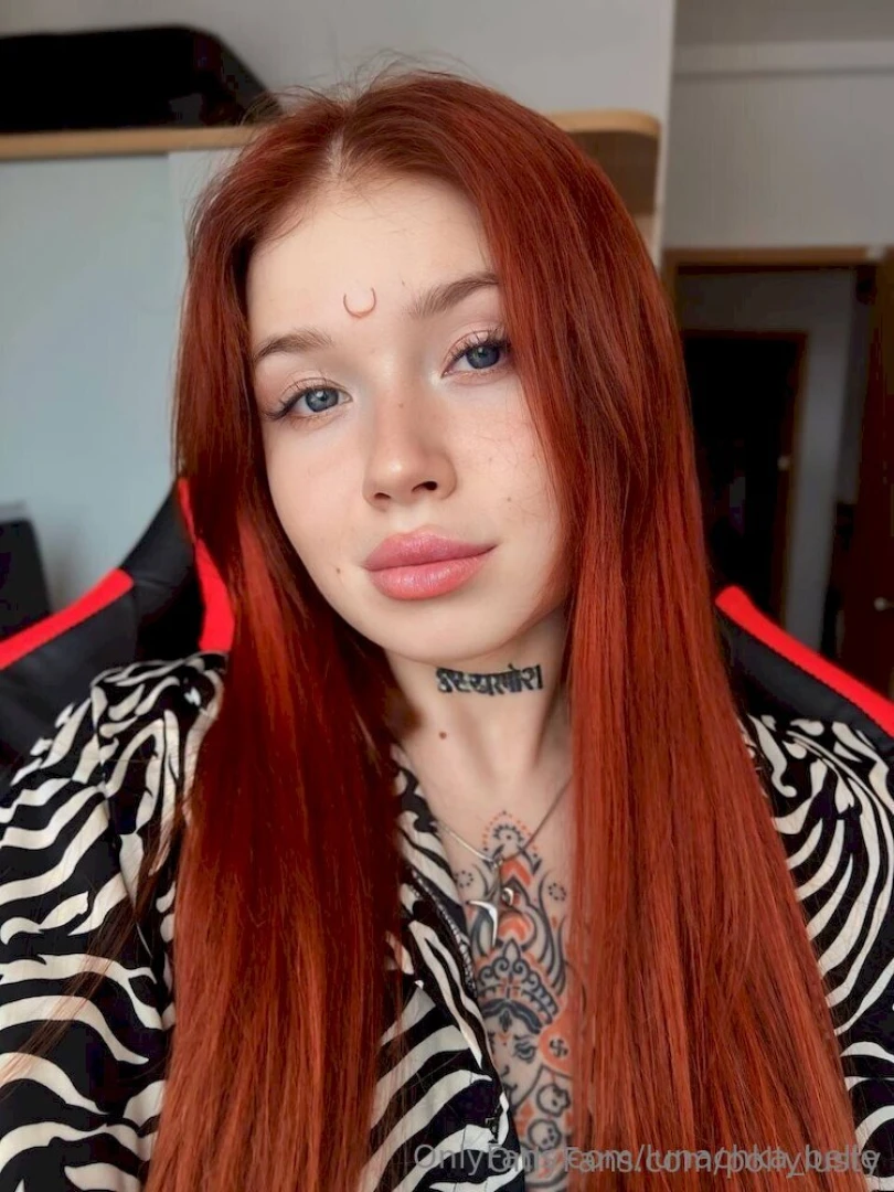 This sexy bit ch is waiting for you pollylusty she will make u cum in part 45 