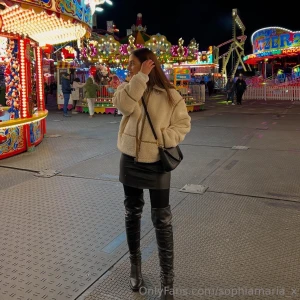 No man to treat me so i went with a girl mate i got no teddy bears part 2