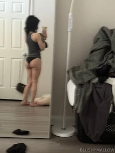 Before i shower i was looking at my tummy part 2