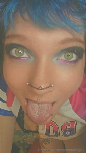 Go see my full album of progression through this amazingly cute outfit part 2