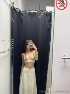 Your girl in the fitting room part 1