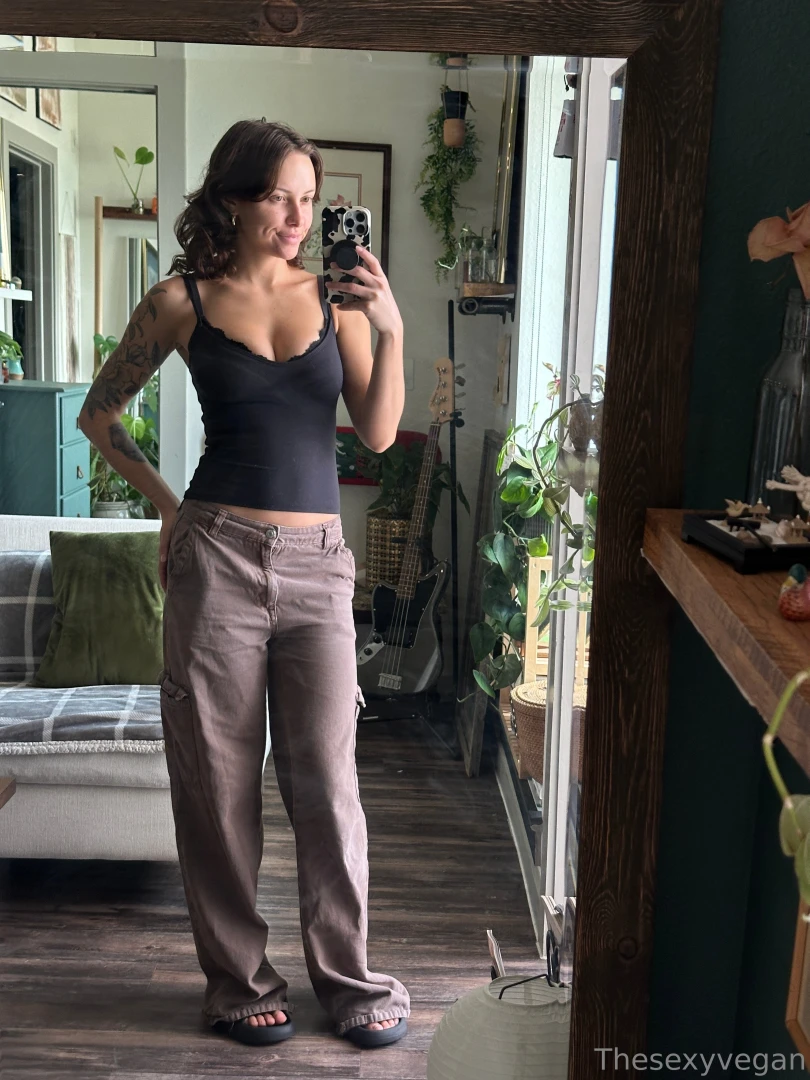 Happy friyay thank you to everyone who joined me on my liveshow last part 2 