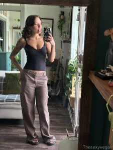 Happy friyay thank you to everyone who joined me on my liveshow last part 3