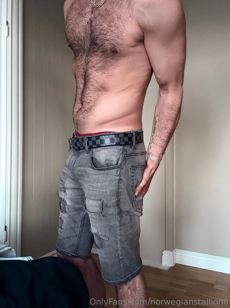 Send me a dm for custum video or pictures would like to satisfy you in 