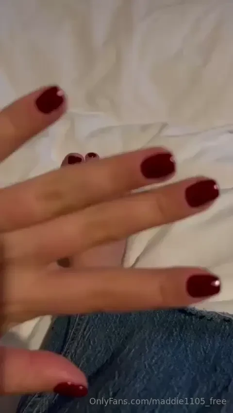 Nothing better than a fresh mani pedi do i have any feet lovers here 