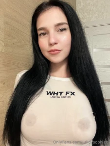 Her pussy lima_lumous is wet and hot she wants your hard cock to feel part 22