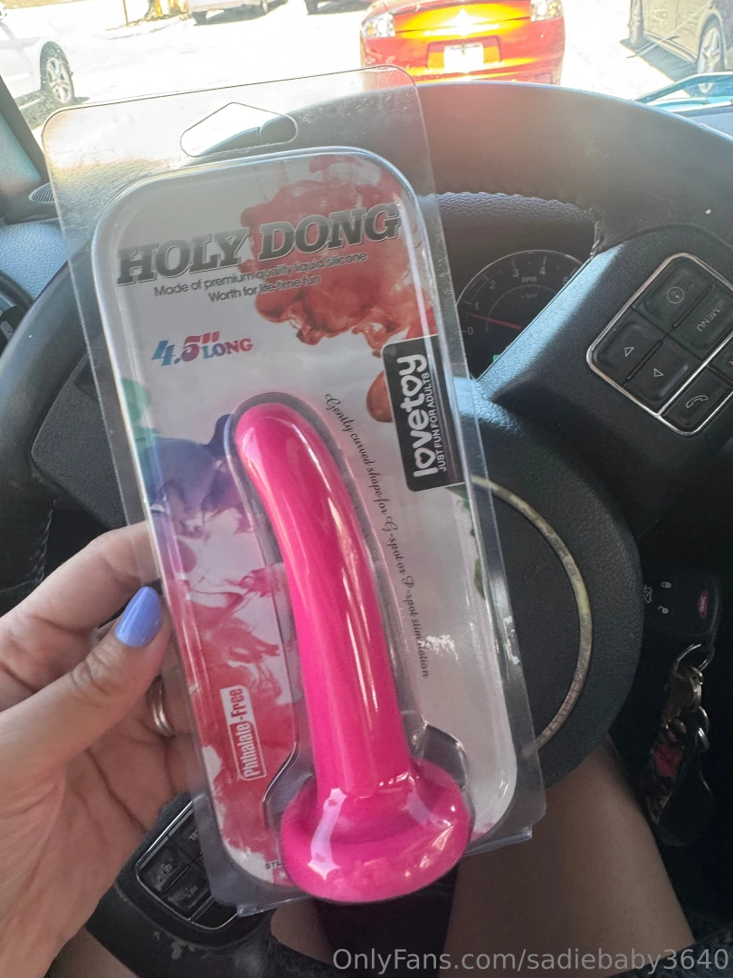 New toys got another dildo since boyfriend is being bad and he tossed 