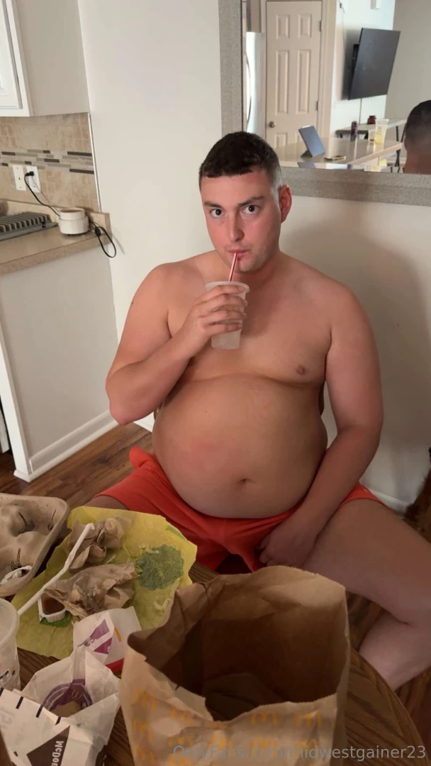 Feeding this growing belly the way it craves greasy heavy junky 