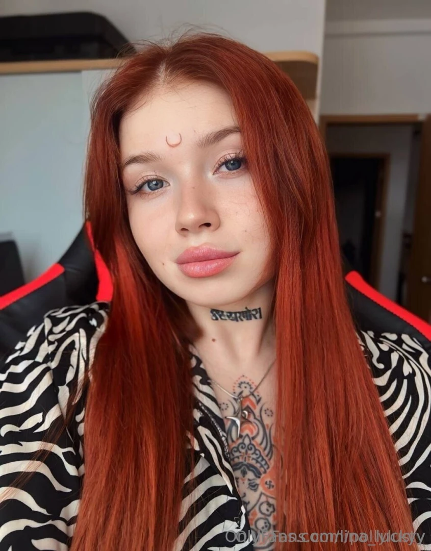 This sexy bit ch is waiting for you pollylusty she will make u cum in part 43 