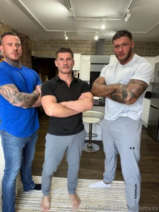 Hey everyone i hope you enjoyed this mondays wall post with the glory