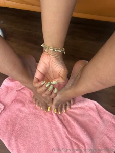 New gold in his mouthh