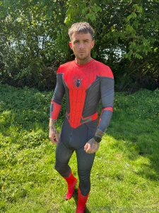 Shall i wank in this