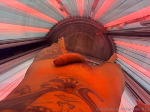 I love nudes sunbeds part 2