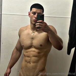 I know what you really want this valentine s day check your dms