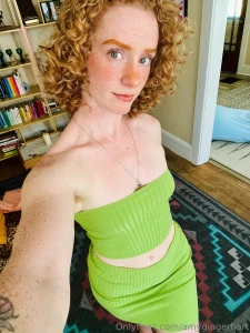 Feeling pretty in this cute outfit have an amazing day part 3