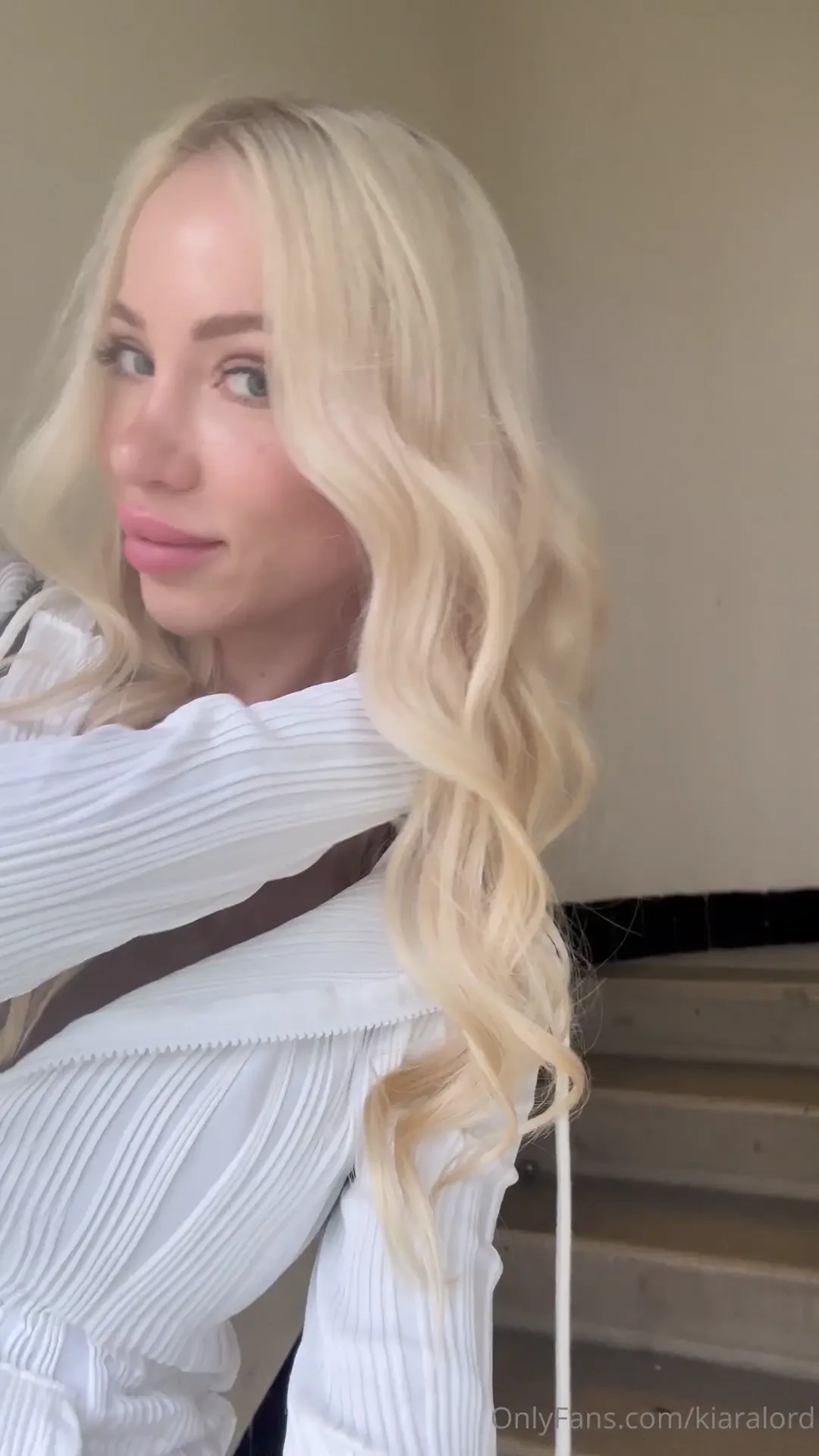 Blondes have waaaaay more fun 