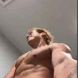 sneakychrisss