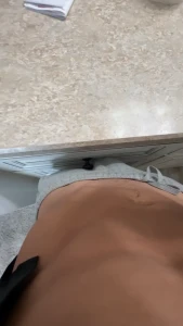 Comment yes if you want me to make you cum hard
