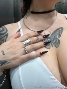 Come beta refund my nails look how beautiful they turned out part 2