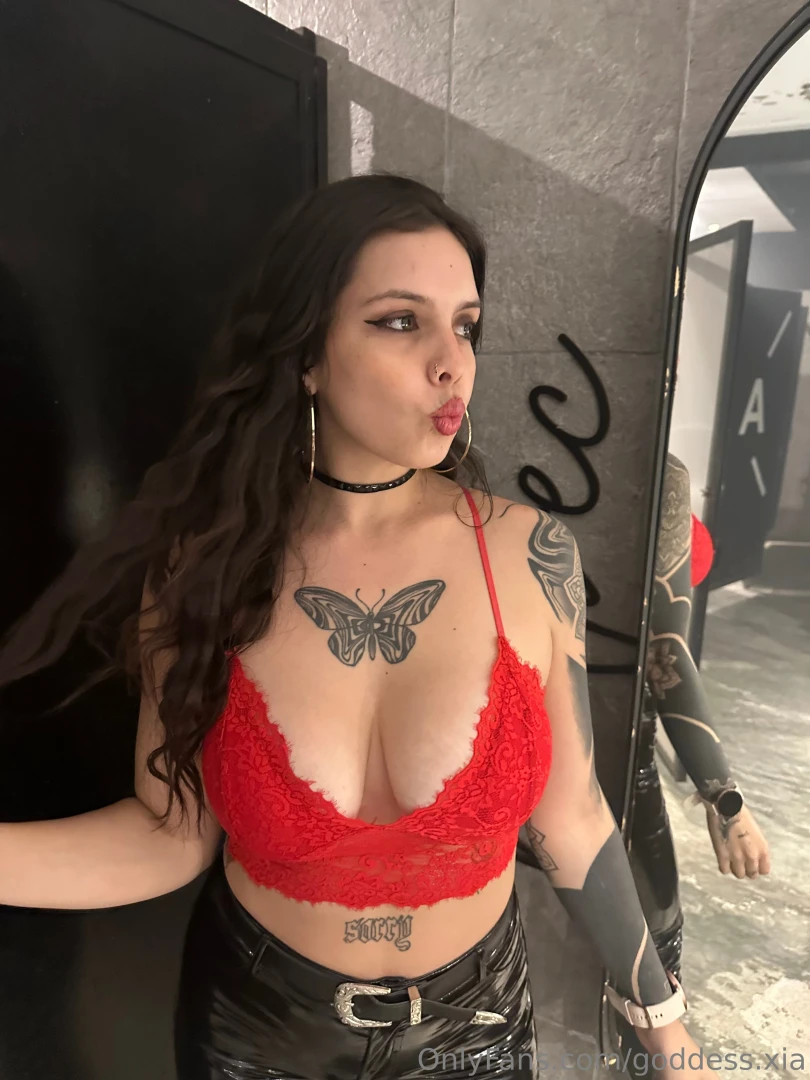 What do you think of my face leave me a comment part 1 