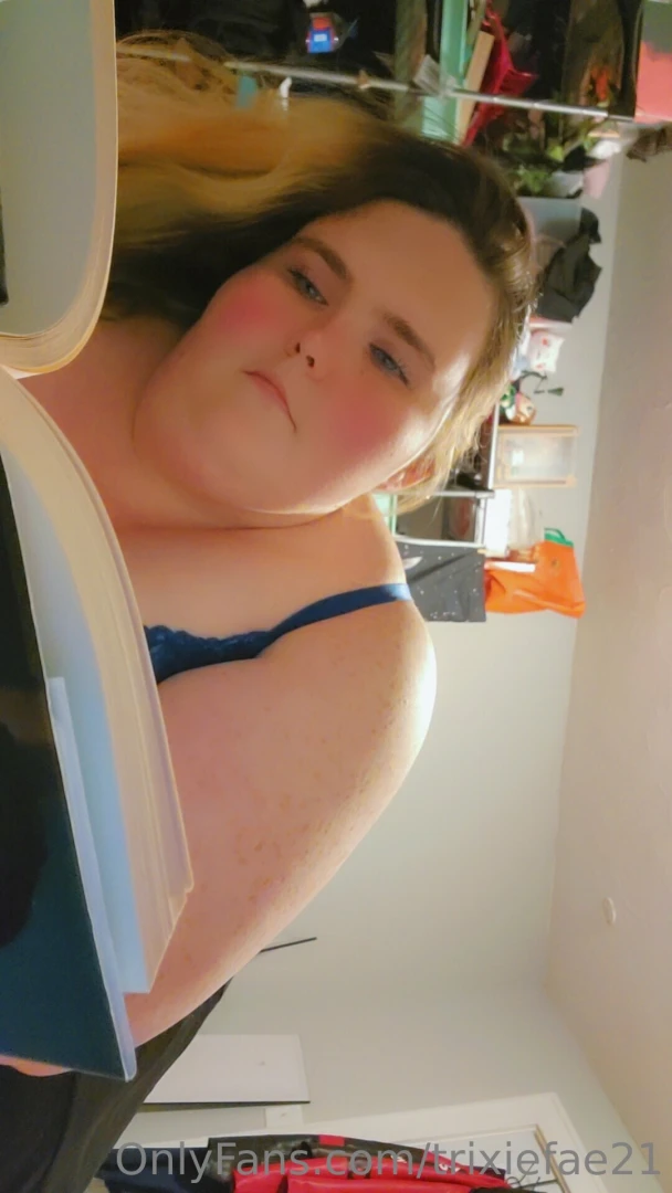 Just had the most relaxing morning reading my very smutty books now i 