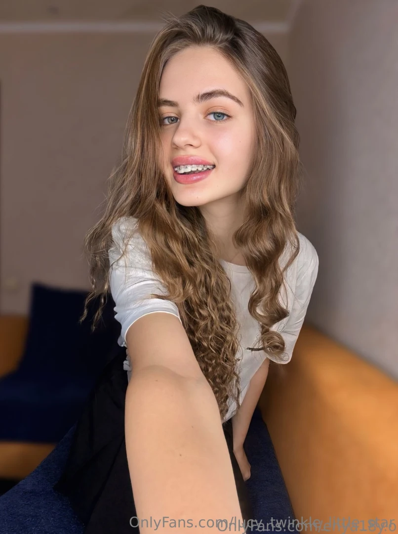 Stop scrolling eva19y o she s only 19yo and she already wants to see part 405 
