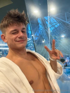 Be ready for tomorrows new video esten preparados para el video nuevo