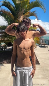 Let me introduce you my new little friend can you guess what we did