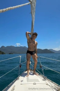 What can i say except thank you right qu puedo decir aparte de gracias