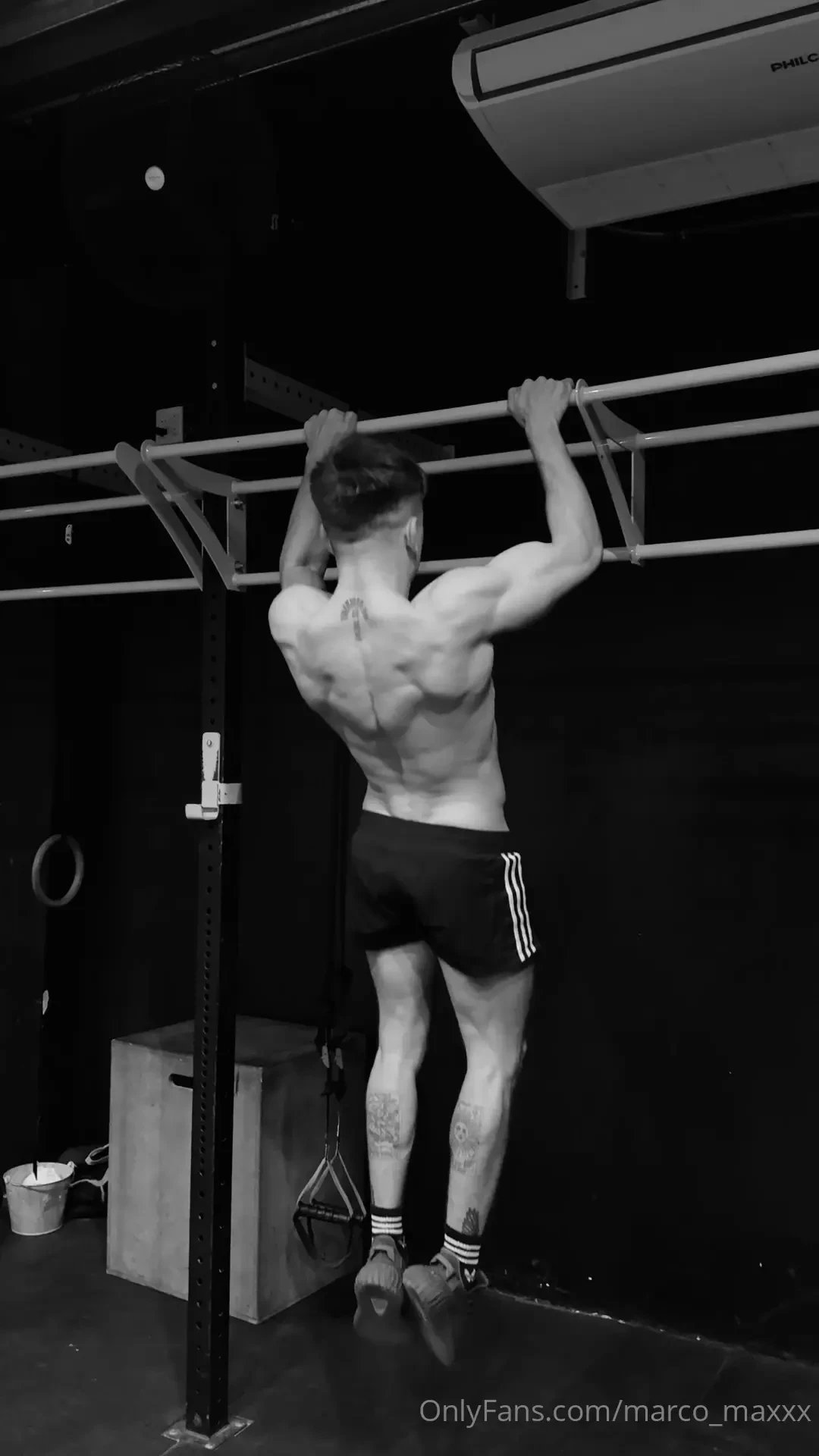 Would you stare at me doing workout at the gym be honest with me i won 