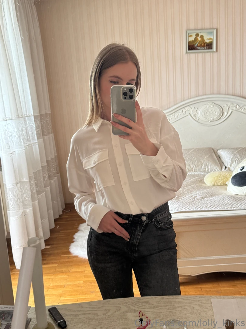 Okay i m sitting here and suddenly got curious what s the most random 