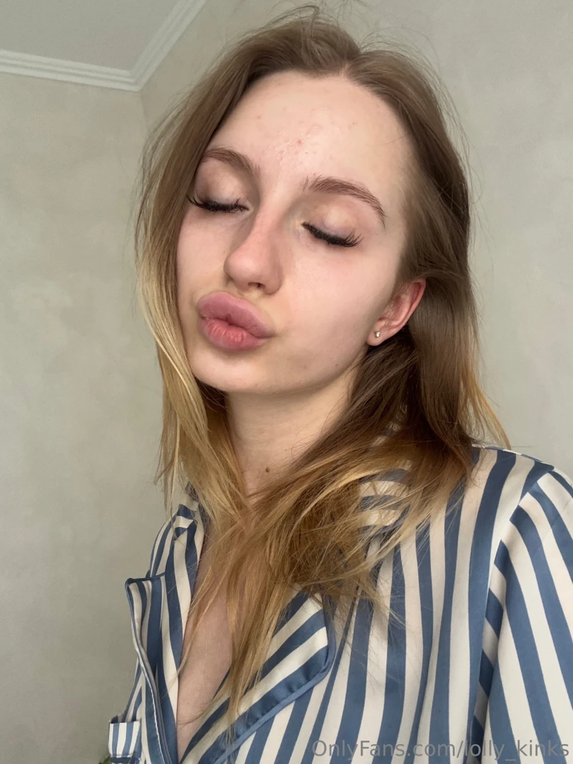 Sleepy kisses only today 