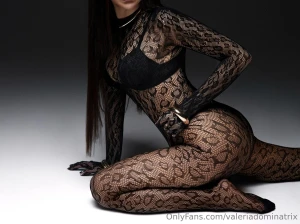 Espero que te guste el color negro tanto como a mi me hace sentir