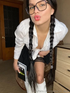 Today i will be your teacher and teach you how to use your tongue and part 1