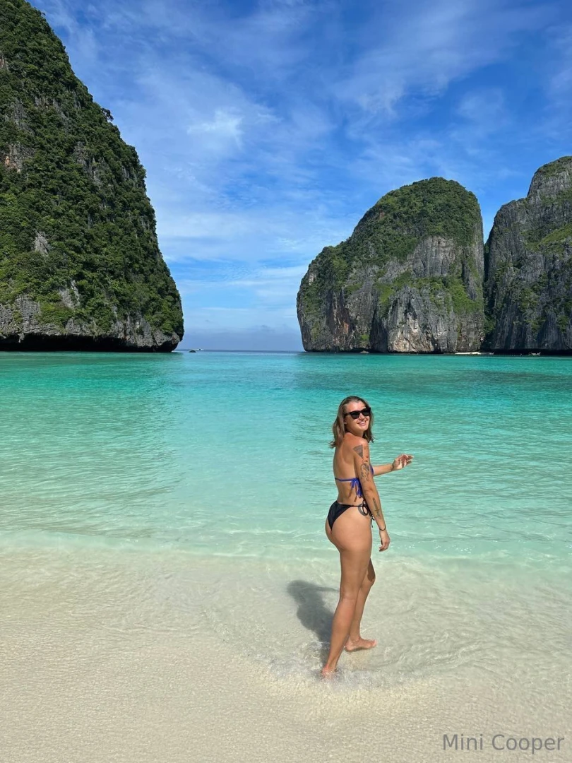 The sun burns the body and i m waiting for the evening to come the part 2 