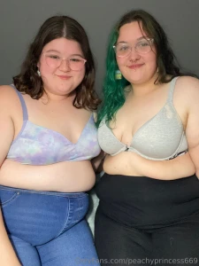 Look at me with my sexy best friend go subscribe to her at part 4