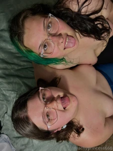 Look at me with my sexy best friend go subscribe to her at part 6