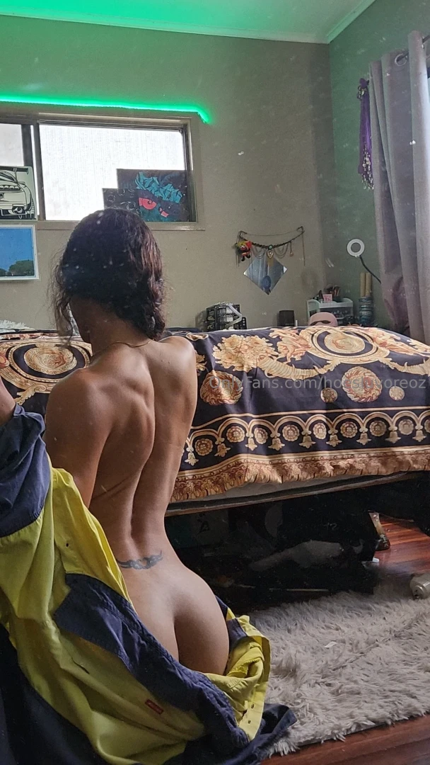 Would you let me leave for work if this was all i chose to wear part 1 