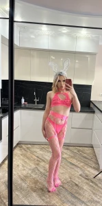 Have you already chosen who to be mesmerized by today if not i m right