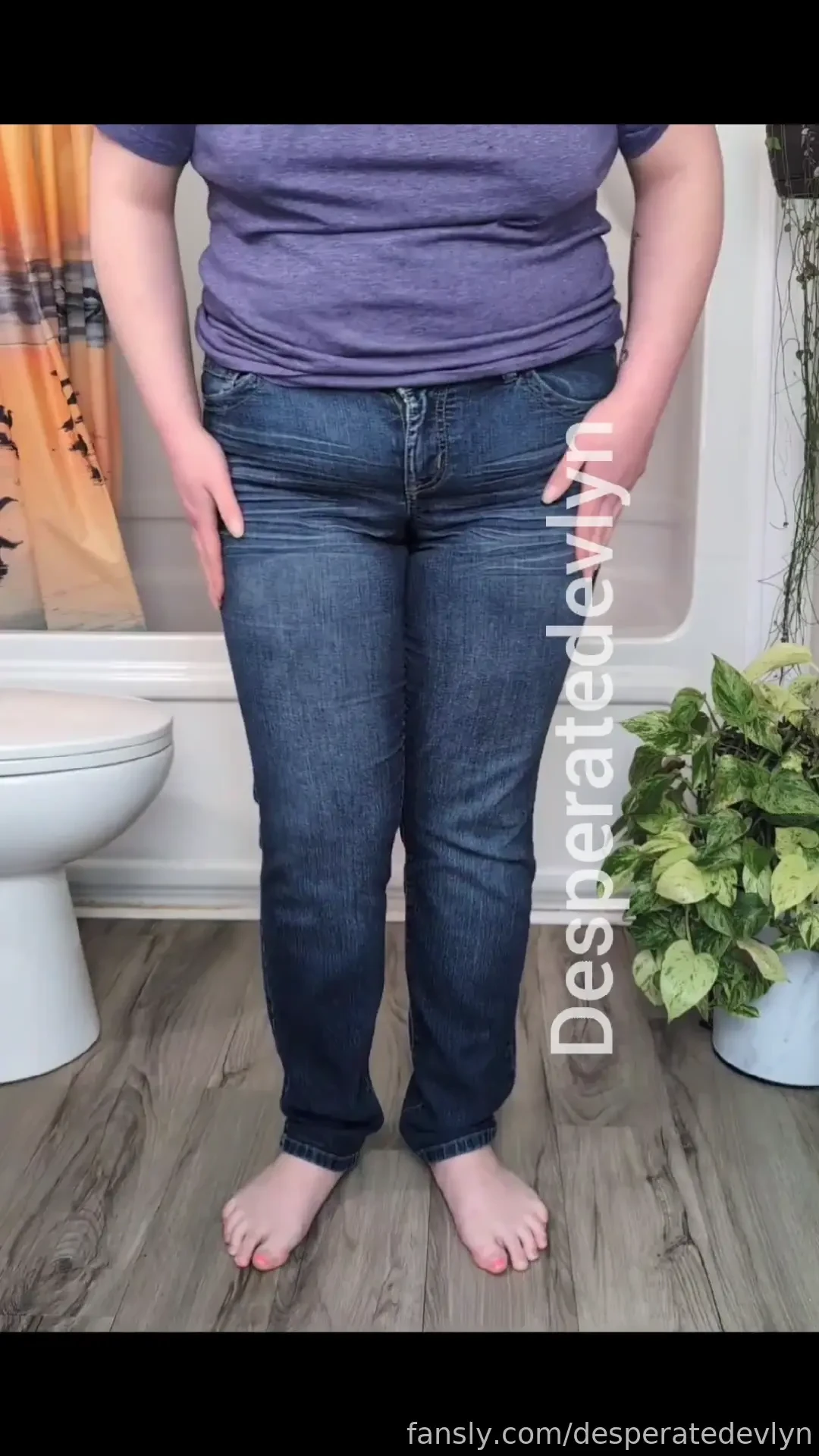 I love the feeling of holding it untili can t anymore do you prefer 