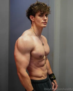 Skin tight pump for u